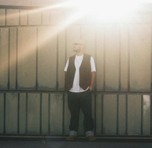 Vitu Valera presenta desde Barcelona "Caballo Suelto" EP